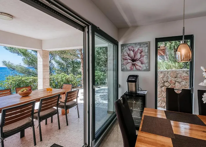 Neptune Casa de Férias Starigrad Paklenica