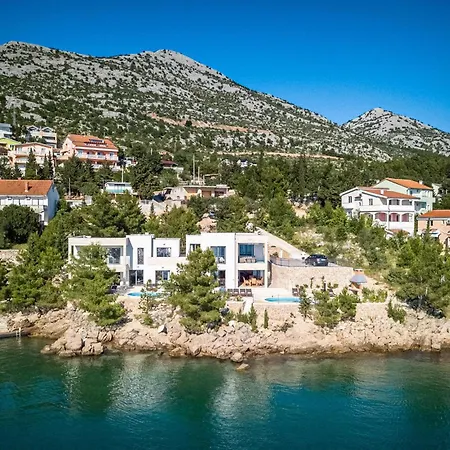 Holiday home Neptune *