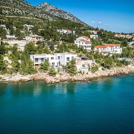 Neptune Holiday home Starigrad Paklenica
