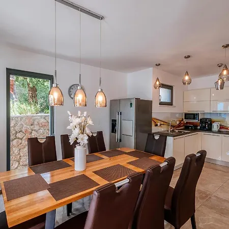 Neptune Tatil Evi